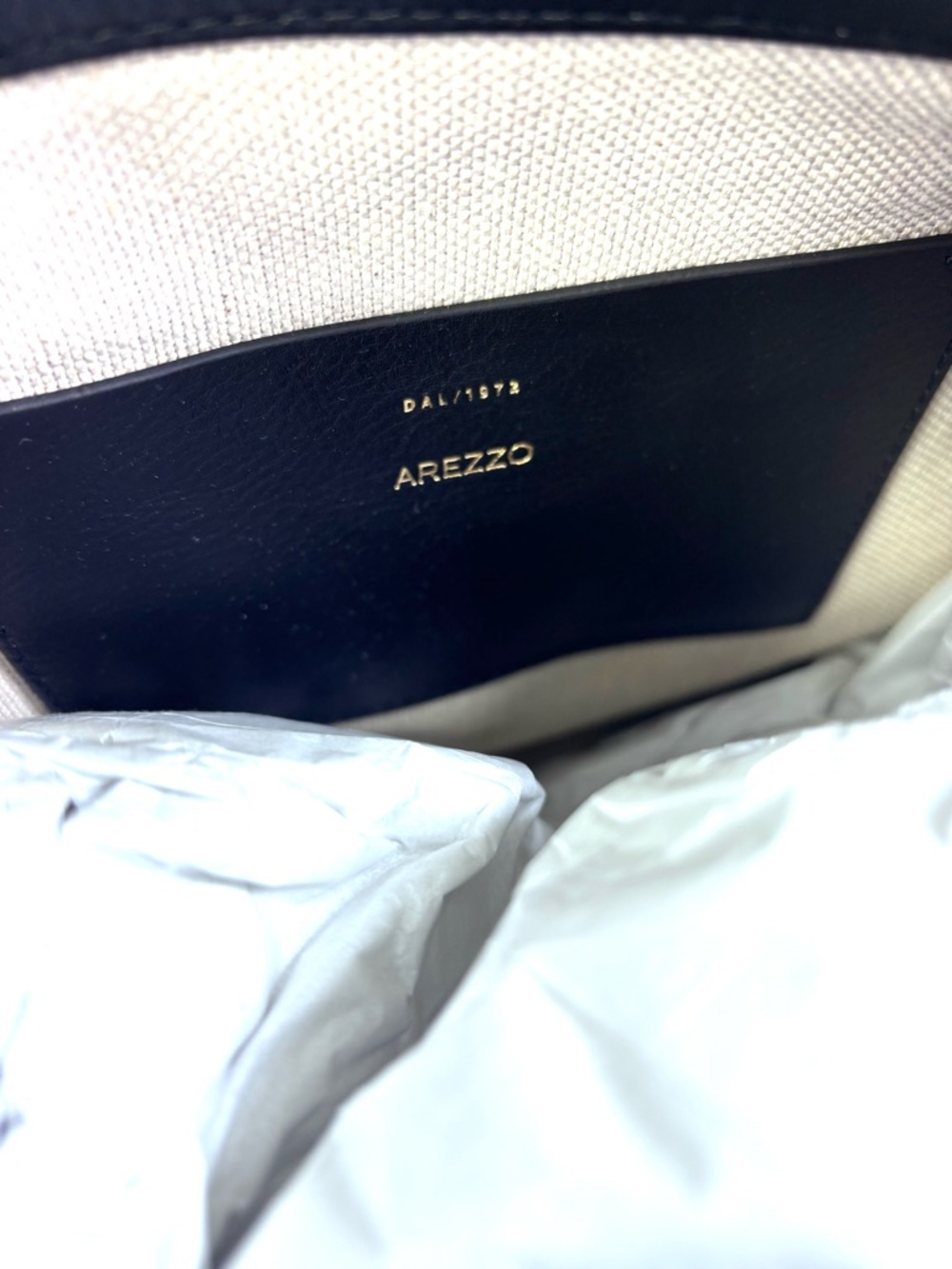 Arezzo Jamie Suede Stud C/B. Black/Gold. - Picture 9 of 9